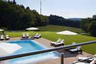 Swimming Pool DIEHLBERG Hotel am See