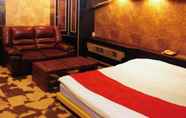 Kamar Tidur 7 Hotel First Inn - Adults Only