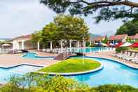 Swimming Pool Damyang Hotel