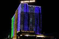 ภายนอกอาคาร The Royal Grand