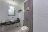 Toilet Kamar Hotel Aarian Aatithya