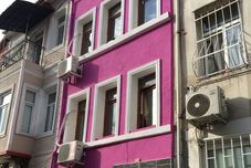 Exterior Taksim Venus Suit