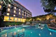 Swimming Pool Grande Albergo Marin