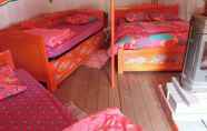 Kamar Tidur 3 Yourtes Du Moulin Bertrand