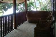 Ruang untuk Umum Coconut Garden Island Resort