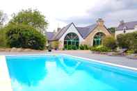 Swimming Pool B&B Domaine de Keryargon