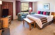 Bedroom 4 Highland Manor Inn
