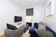 พื้นที่สาธารณะ Stylish & Spacious Deluxe Apartments near Victoria Station