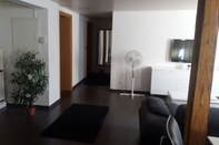 Lobby 3 Bedroom Apartment at Lake Constance