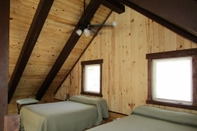 Bedroom Freedom Ridge Cabins