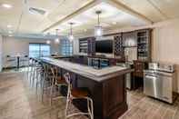 Bar, Cafe and Lounge MainStay Suites Spokane Airport