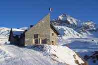 Bên ngoài Rifugio Ca Runcasch