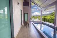 Swimming Pool Villa Paddy