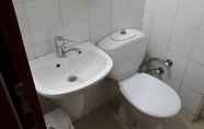 In-room Bathroom 6 Akcay Sedir Otel