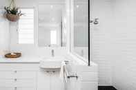 In-room Bathroom Your Luxury Escape - Alkira