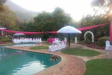 Swimming Pool Wise Owl Motel