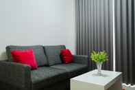 Ruang untuk Umum Homey and Comfy 1BR Signature Park Grande Apartment