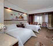 Bedroom 3 Vienna International Hotel - Shantou Simapu