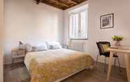 Bedroom 2 Cozy Apartment in via Degli Spagnoli, Pantheon
