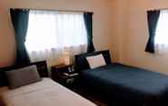 Kamar Tidur 3 Yoron Tandy-House