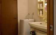 In-room Bathroom 2 Alphabed Takamatsu Rainbow Street