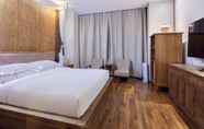 Kamar Tidur 5 Qianna Hotel (Zhengzhou International Convention and Exhibition Center)