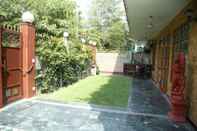 Common Space Dev Vatika Home Stay