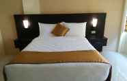 Kamar Tidur 5 Grand Touring Hotel