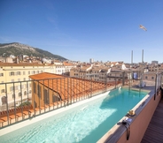 Swimming Pool 3 Hôtel L'Eautel Toulon Port