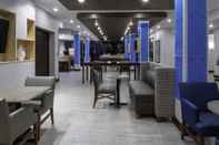 Bar, Cafe and Lounge Holiday Inn Express & Suites The Dalles, an IHG Hotel