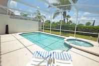 สระว่ายน้ำ Large 5 bed Villa With Private Pool and spa - 459