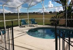 Swimming Pool 2 Lovely 4 Bedroom Home - 382