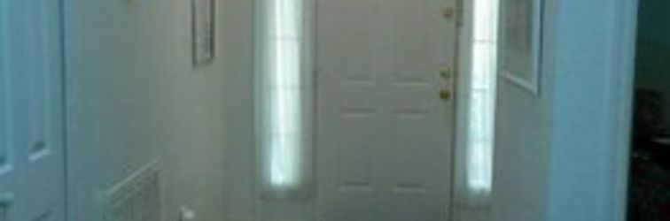 Lobby Lovely 4 Bedroom Home - 382