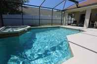 Swimming Pool 431