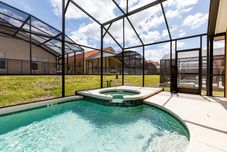 Entertainment Facility Fabulous 4 bed Villa With Private Pool and spa - 398