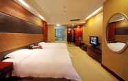 Kamar Tidur 3 Junyu Grand Hotel