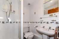 In-room Bathroom Brae Guesthouse
