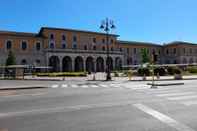 Exterior Pisa Train Station Hostel