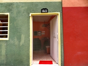 Bên ngoài 4 Okar Hostel