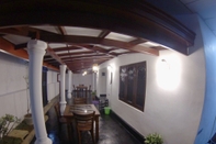 Lobi Sooriya Sewana Guest House