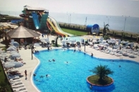 Swimming Pool Hotel 36 - ORBI Beach Tower Batumi 36th floor