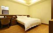 Bedroom 5 Happy Owner Homestay