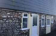 Exterior 4 Worship Farm accommodation