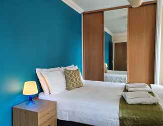 Kamar Tidur 2 Godwin Court Apartments