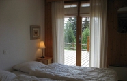 Bedroom 3 Demi-Chalet Brune-Haut Ouest