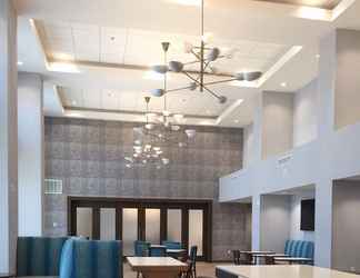 Lobi 2 Hampton Inn & Suites Farmers Branch Dallas