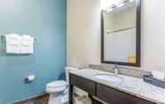 In-room Bathroom 2 Sleep Inn Winfield - Teays Valley