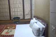 Bedroom Hotel Sukh Sagar 44