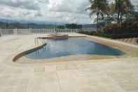Swimming Pool Madrigal