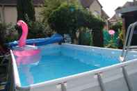 Swimming Pool Gite du Fallgraben